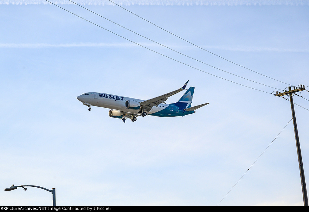 WestJet C-FZWS